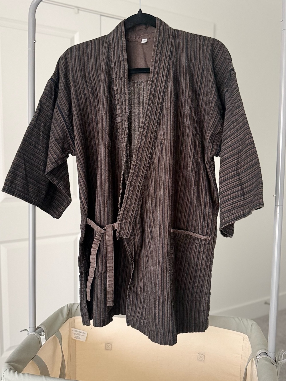 Men's Uniqlo Brown Striped Kimono-Style Shirt